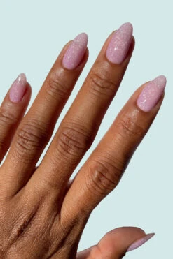 Snow Angel 7 Snow Angel -Cirque Colors Shop LOWRES swatch ade snowangeloverlavendersky