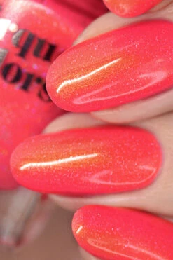 Day Tripper -Cirque Colors Shop LOWRES swatch emeline daytripper01