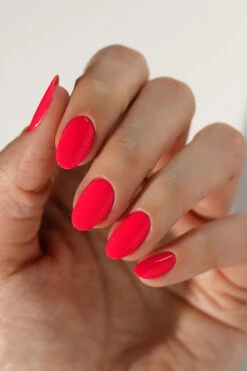 Road Rage -Cirque Colors Shop LOWRES swatch hannah roadrage01