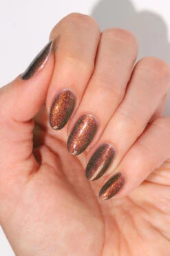 Scorched Sorceress -Cirque Colors Shop LOWRES swatch hannah scorchedsorceress