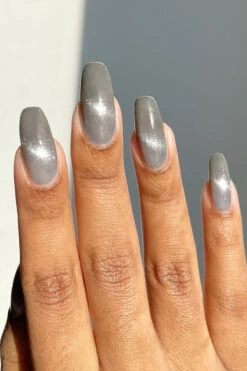 Precious Metals Duo -Cirque Colors Shop LOWRES swatch kenya chemistry nobg 01