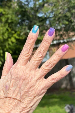 You Tart! -Cirque Colors Shop LOWRES swatch twistedteaskittlenailart02 c0b03aeb 8546 44dc ba27 cf181a5d909c