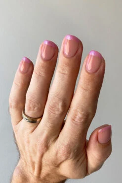 True Love's First Kiss 15 True Love's First Kiss -Cirque Colors Shop LOWRES swatch tyler truelove sfirstkiss