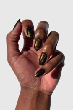 Velvet Rope -Cirque Colors Shop LOWRES Lauren velvetropeoverblack02