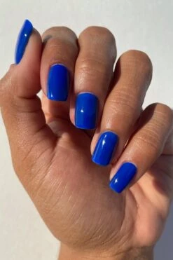 NYFW 16 NYFW -Cirque Colors Shop NYFW LOW RES 02