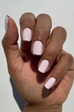 Whitney -Cirque Colors Shop WHITNEY LOW RES 02 77336