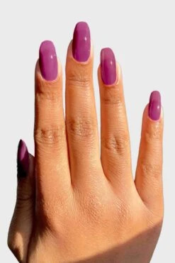 Berry Jelly -Cirque Colors Shop kenya swatch berry jelly 01 46128