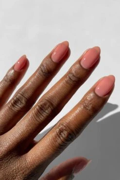 Peach Jelly -Cirque Colors Shop lauren swatch peachjelly01