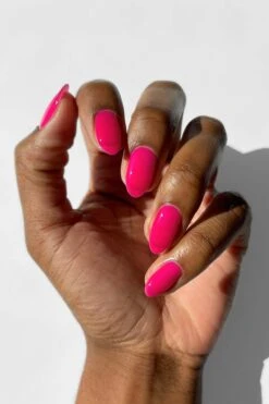 XOXO Jelly -Cirque Colors Shop lauren swatch xoxo jelly 02 28915